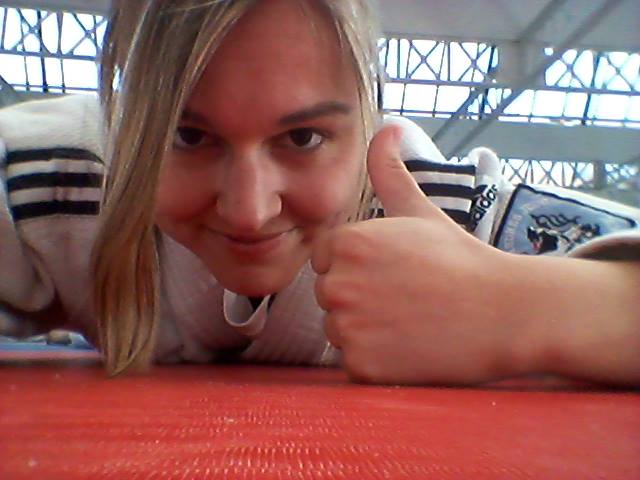 Autonome sur les réseaux sociaux avec Com' une pro